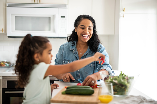 9 pasos para una alimentación más saludable y económica para tu familia